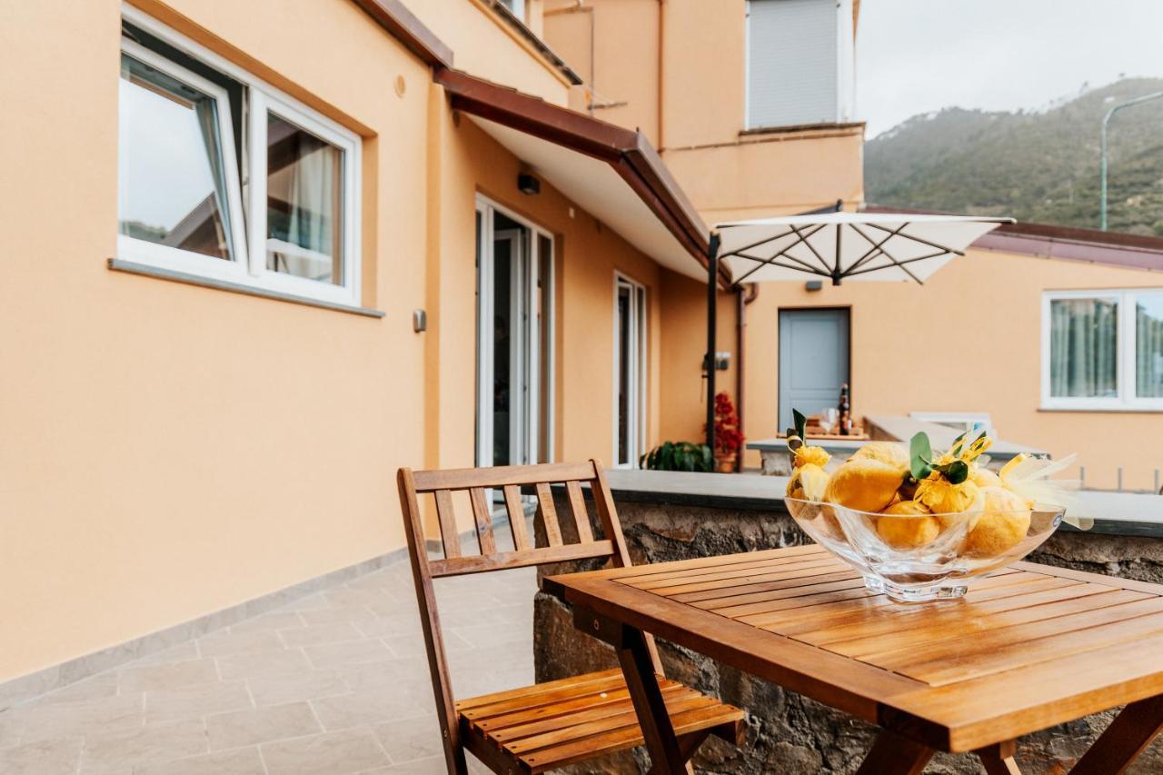 La Ripa Hotel Riomaggiore Exterior photo